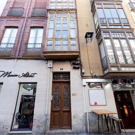 Teranga: Piso En Plaza Mayor De Valladolid Luaran gambar